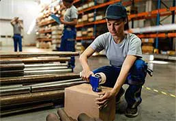 Mitarbeiter in der Logistik