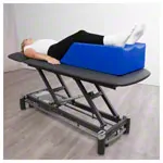 Image shows Positioning wedge with 2 flat leg recesses, L x W x H 75 x 42 x 22 cm