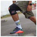 McDavid Knee Support with kneecap opening made of neoprene, One Size