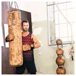 ARTZT Vintage Series punching bag, leather