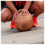 Image shows ARTZT Vintage Series leather medicine ball, 1 kg