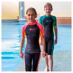 Image shows BECO childrens wetsuit  Shirt+Jammer, two-piece