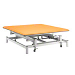 Bobath Grand Comfort with wheel lifting system