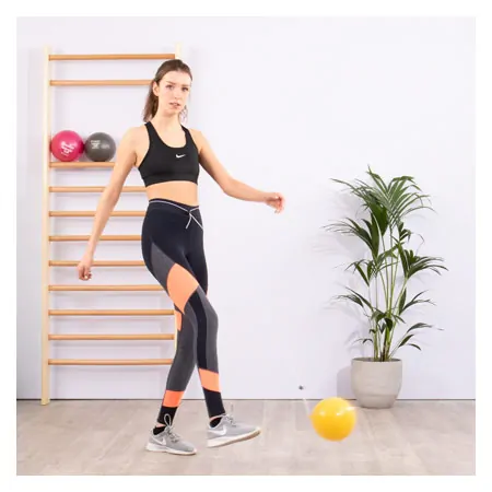 Sports ball with string,  18-21 cm