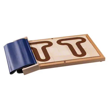 Pertra suitcase construction, 156-part