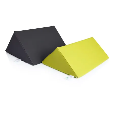 Leg support triangle LxWxH 45x35x16 cm