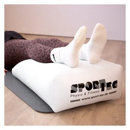 Leg and vein support pillow, inflatable, LxWxH 70x50x19/7 cm, white