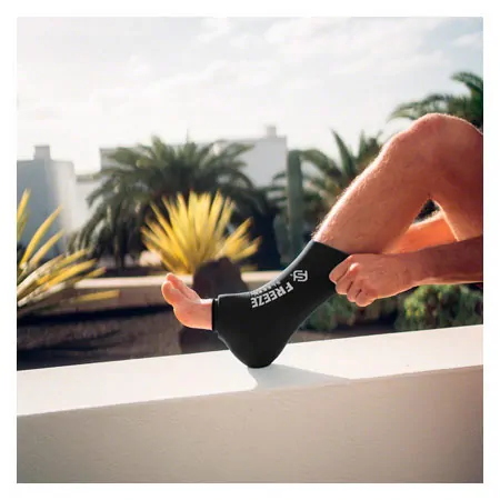 FREEZE SLEEVE cooling and warming bandage
