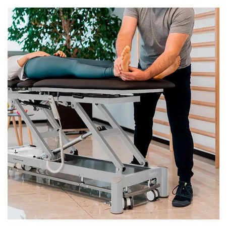 Therapy couch Smart ST5 DS roof position, wheel lifting system and all-round control