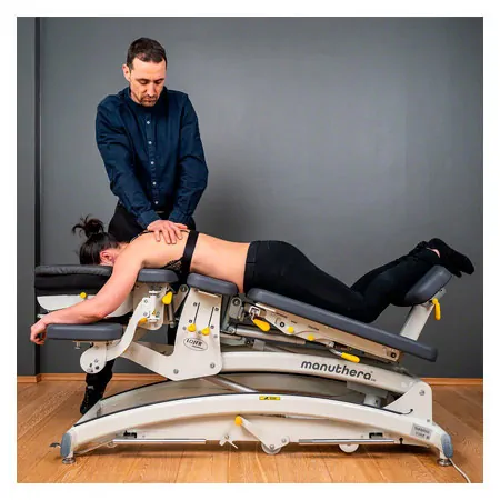 Lojer therapy table Manuthera 242 with 2 engines