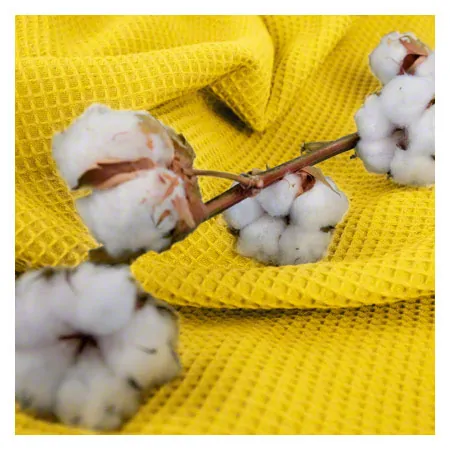 Pique-ceiling with decorative stitch bordering, 210x150 cm