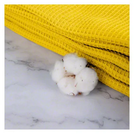 Pique-ceiling with decorative stitch bordering, 210x150 cm