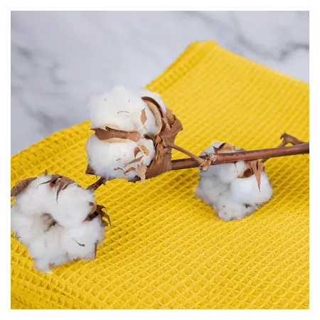 Pique-ceiling with decorative stitch bordering, 210x150 cm