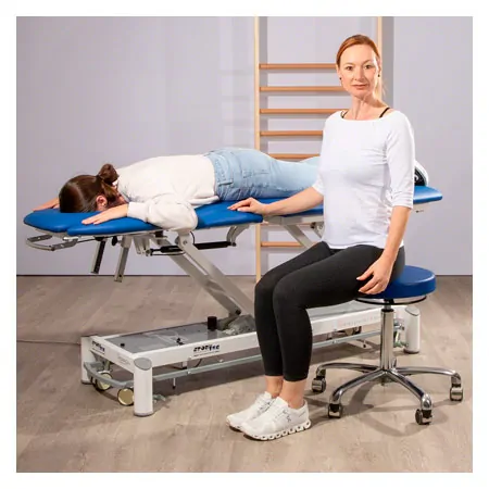 Rotatory stool exclusive with comfort padding and wheels