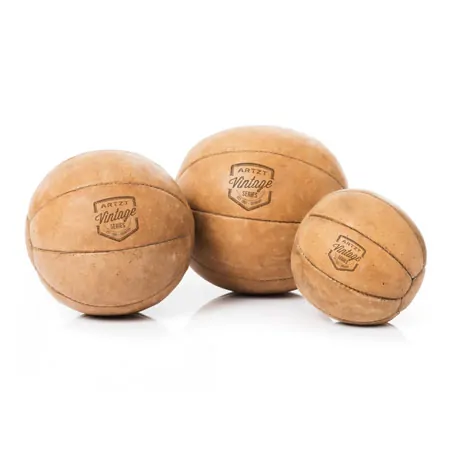 ARTZT Vintage Series leather medicine ball, 1 kg