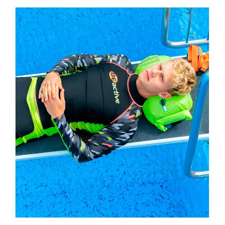 BECO inflatable swimming buoy and drybag