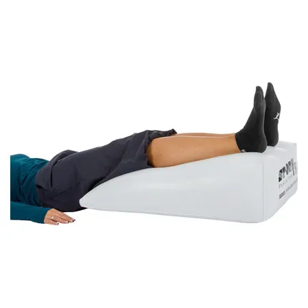 Leg and vein support pillow, inflatable, LxWxH 70x50x19/7 cm, white