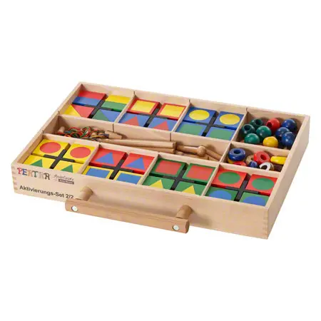 Pertra suitcase dementia & brain training Set II, 218-part