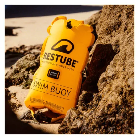 RESTUBE aufblasbare Schwimmboje und Drybag