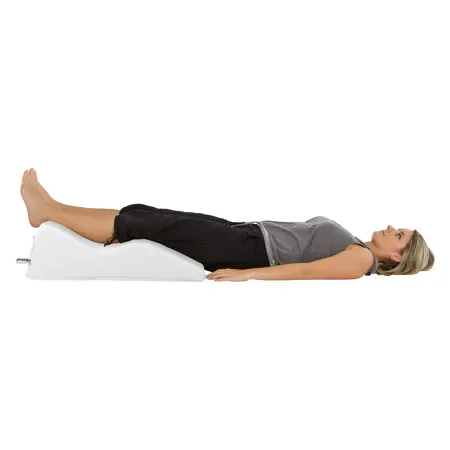 Sleepy vein cushion with cover, LxWxH 67x55x22.5 cm