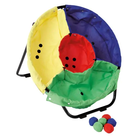 Throwing Game with 6 balls