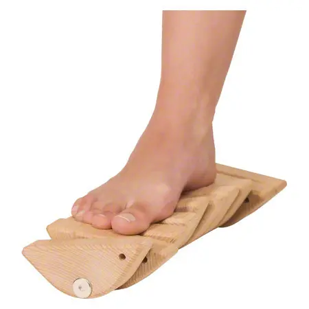 Pedalo foot and leg trainer, foot torsion trainer